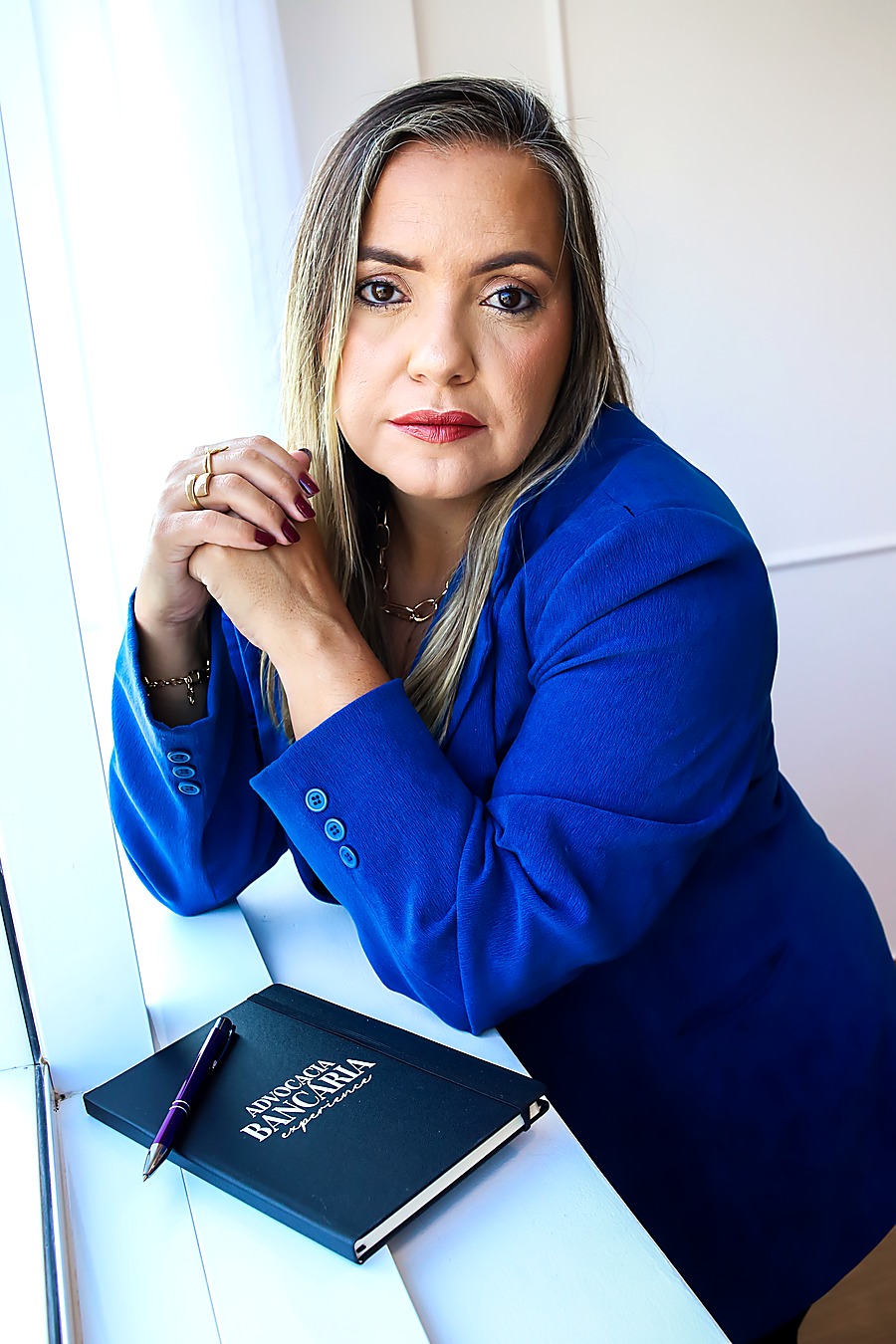 Dra. Lorena Raeli — Advogada especialista em direito bancário